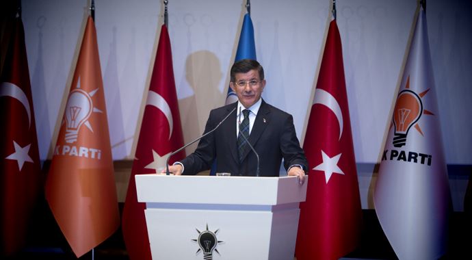 Davutoğlu, &#039;AK Parti seçimin galibidir&#039;