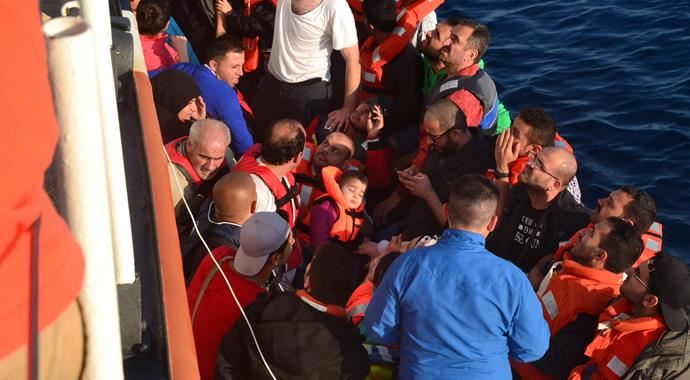 Çanakkale'de 164 kaçak yakalandı Çanakkale'de 164 kaçak yakalandı