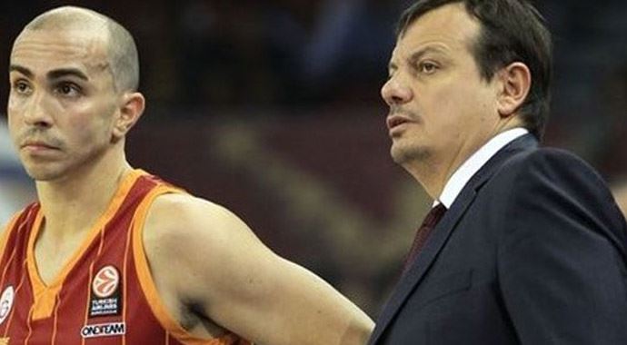 Ergin Ataman: Arroyo bir daha Galatasaray forması giyemez! Ergin Ataman: Arroyo bir daha Galatasaray forması giyemez!