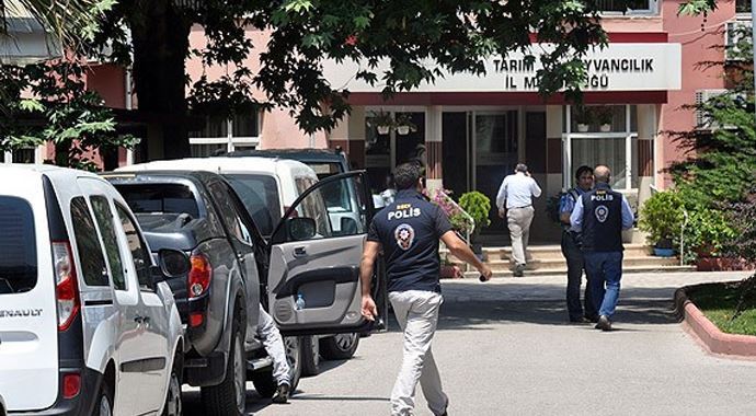 Manisa'da paralel yapı operasyonu Manisa'da paralel yapı operasyonu