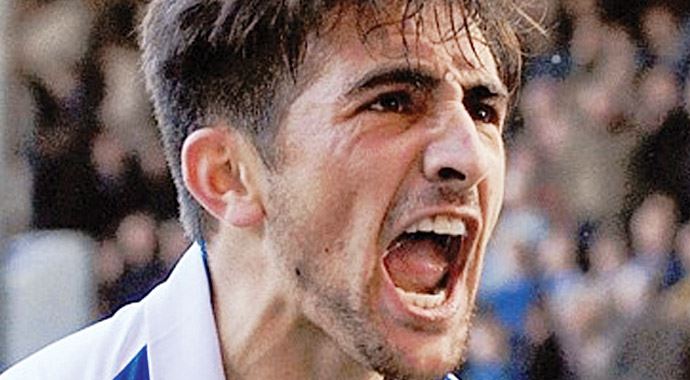 Galatasaray'ın ikinci transferi Jem Paul Karacan oldu Galatasaray'ın ikinci transferi Jem Paul Karacan oldu