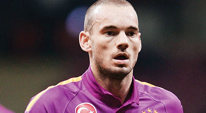 &quot;Önce Amrabat sonra Sneijder!&quot;