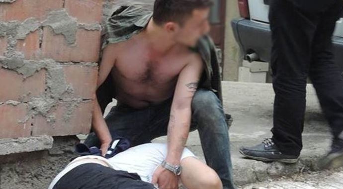 Çorum'da cadde üzerinde silahlı kavga: 1 yaralı Çorum'da cadde üzerinde silahlı kavga: 1 yaralı