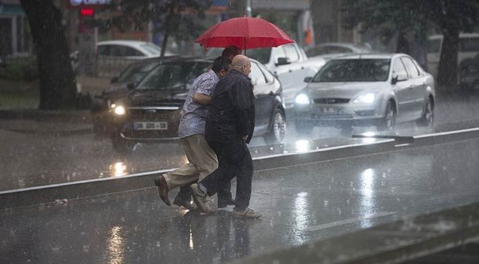 Trakya'da kuvvetli yağış uyarısı Trakya'da kuvvetli yağış uyarısı