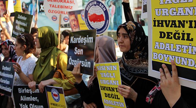 STK&#039;lar Mursi için dua etti