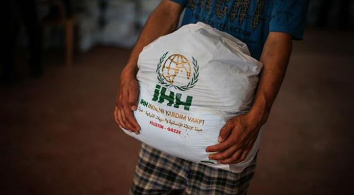İHH'dan Gazzelilere ramazan kumanyası İHH'dan Gazzelilere ramazan kumanyası