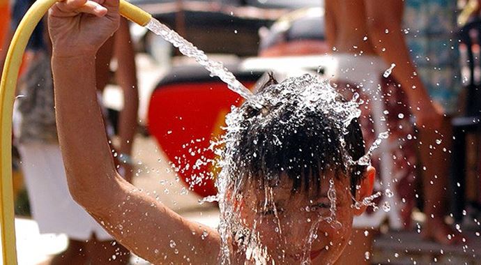 &#039;Türkiye&#039;de 2 milyon kişi aşırı terleme hastası&#039;