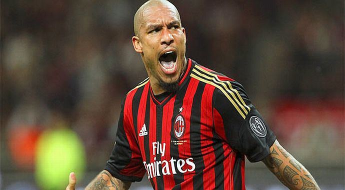 Galatasaray'a De Jong'dan kötü haber!