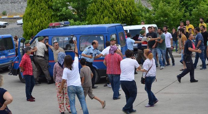 Cansu Kaya'nın katillerini linç edeceklerdi! Cansu Kaya'nın katillerini linç edeceklerdi!
