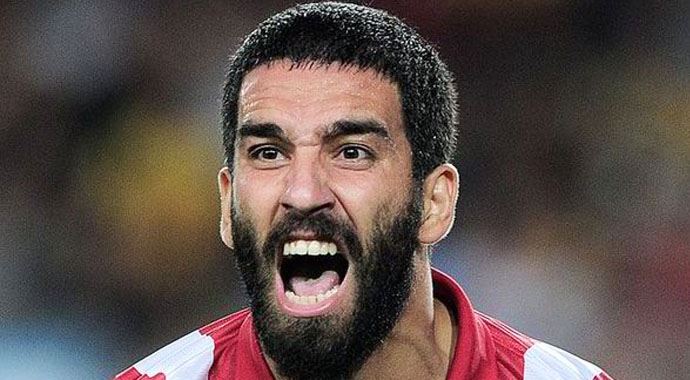 Arda Turan'ın korkulu rüyası geri döndü Arda Turan'ın korkulu rüyası geri döndü
