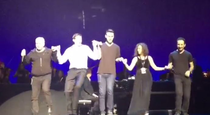 Hugh Jackman halay çekti! İzleyenler şaştı kaldı