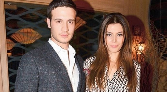 Hatice Şendil ve Burak Sağyaşar balayında Hatice Şendil ve Burak Sağyaşar balayında