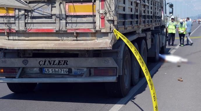 Burhaniye'de feci kaza, 1 ölü var