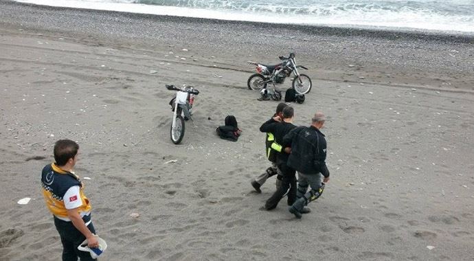 Motosikletli şov kazayla sona erdi