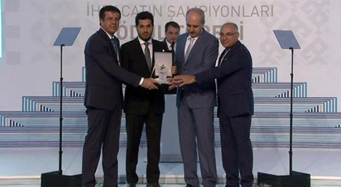 Rıza Sarraf'a ihracat ödülü Rıza Sarraf'a ihracat ödülü