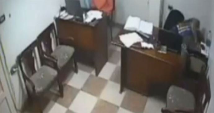 Ölüm masa başında yakaladı Ölüm masa başında yakaladı