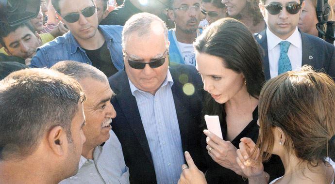 Mültecilere yardımda Türkiye örnek ülke