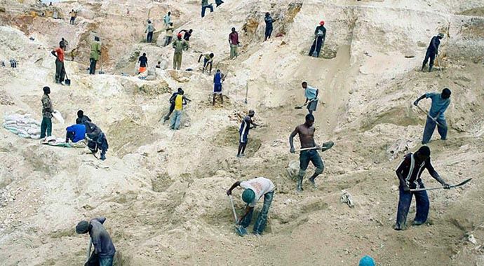 Demokratik Kongo Cumhuriyeti'nde maden çöktü: 7 ölü Demokratik Kongo Cumhuriyeti'nde maden çöktü: 7 ölü