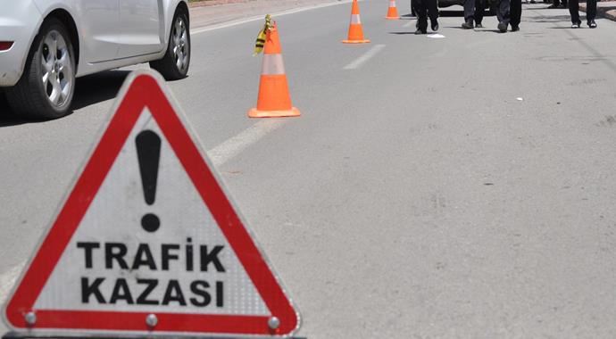 Sivas&#039;ta hafif ticari aracın çarptığı kadın öldü