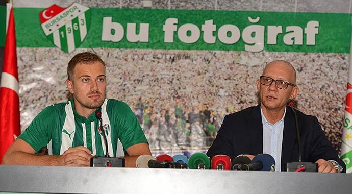Kaleci Mert Günok Bursaspor'da Kaleci Mert Günok Bursaspor'da