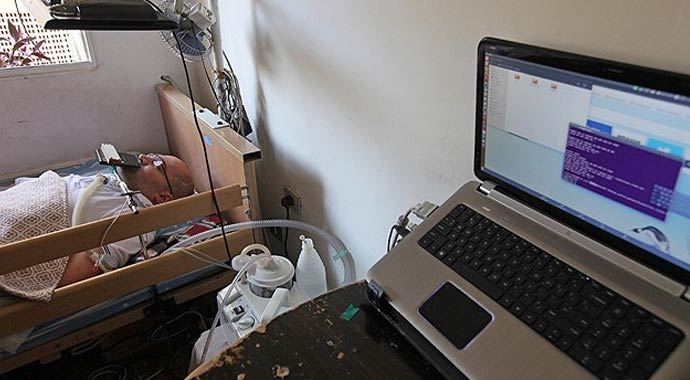 Suriyeli engelli, zorluklara rağmen başarılara imza atıyor Suriyeli engelli, zorluklara rağmen başarılara imza atıyor