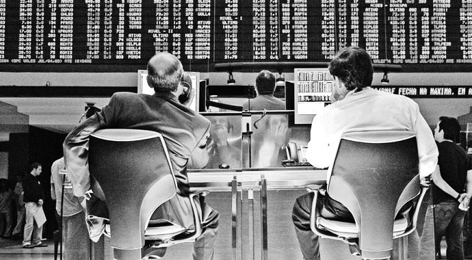 Piyasa Ak Hareketi sevdi