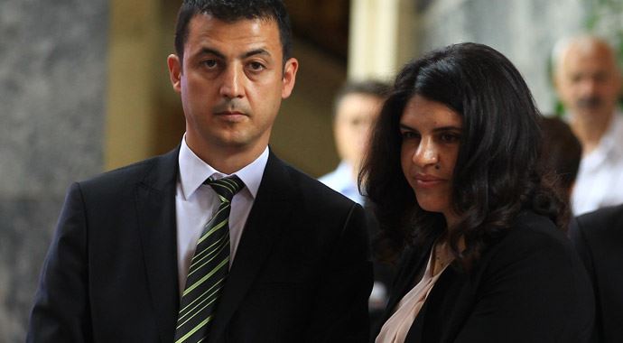 Baykal'ın katibi Dilek Öcalan Baykal'ın katibi Dilek Öcalan