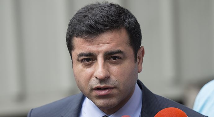 Demirtaş: MHP&#039;yi ciddiye almıyoruz