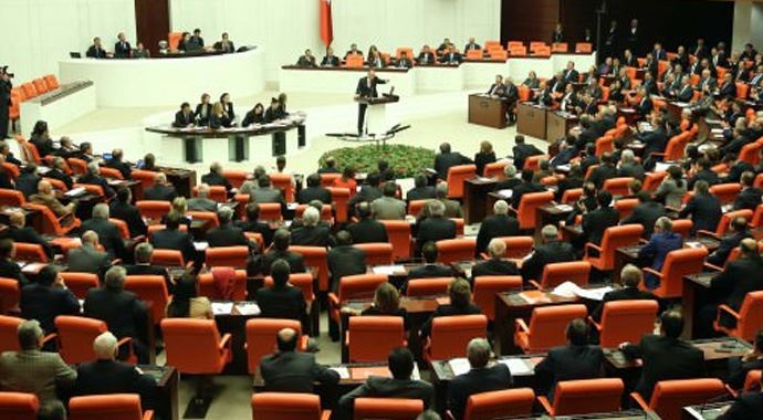 550 milletvekili tek tek yemin edecek!