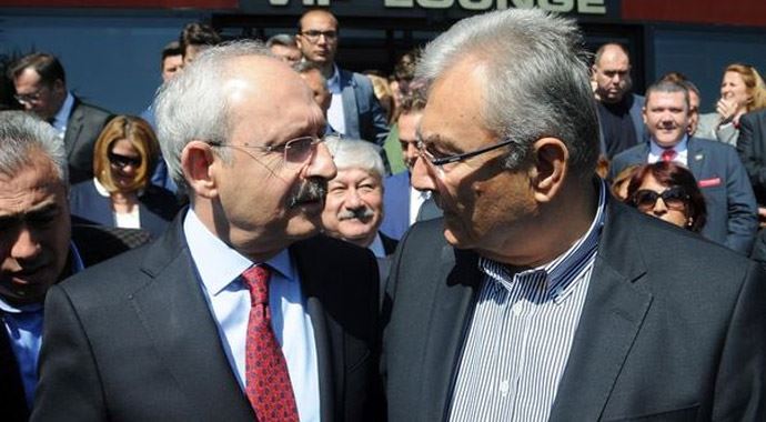 Yemin öncesi CHP&#039;de sürpriz görüşme