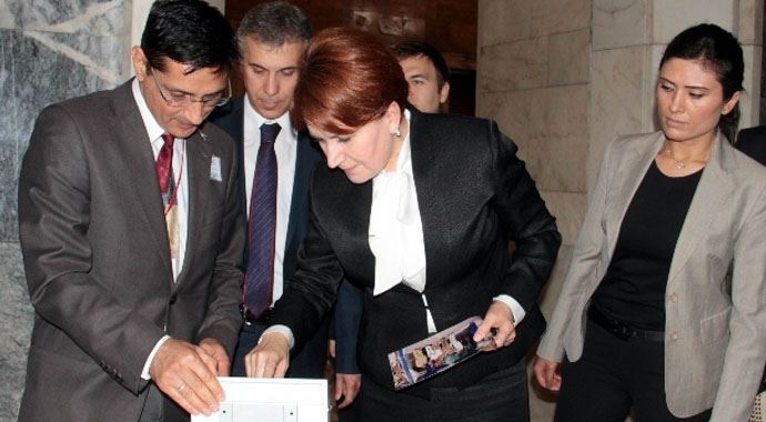 İşte en son kaydolan vekil ! İşte en son kaydolan vekil !