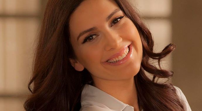 Bergüzar Korel ticarete atıldı Bergüzar Korel ticarete atıldı