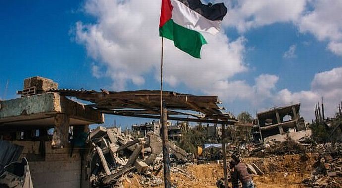 İsrail&#039;den Gazze&#039;nin yeniden imarına izin