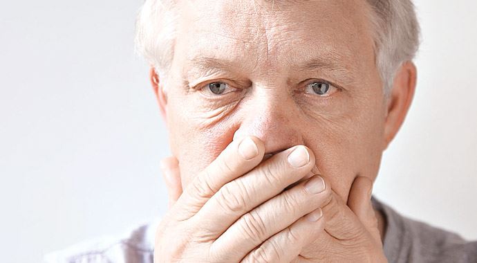 Dil temizliği ağız kokusunu engelliyor Dil temizliği ağız kokusunu engelliyor