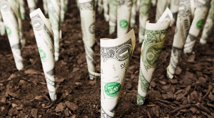 Yabancı Türkiye&#039;ye 12  milyar dolar getirdi 