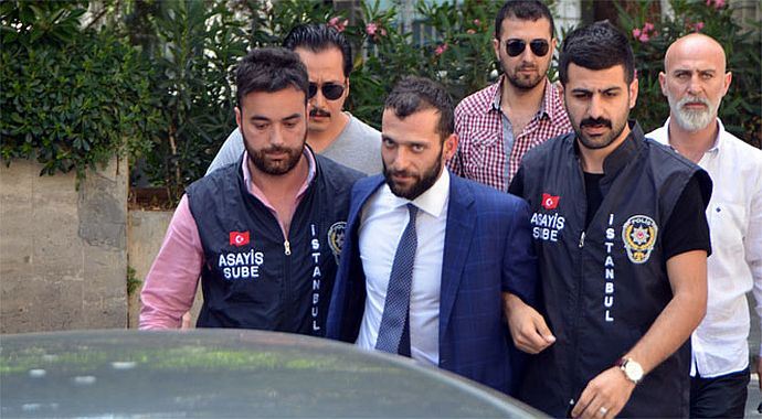 Alaattin Çakıcı'nın üvey oğlu yakalandı Alaattin Çakıcı'nın üvey oğlu yakalandı