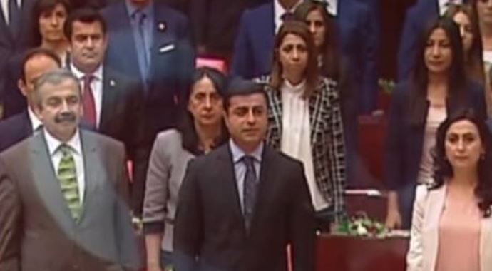 Skandal İstiklal Marşı açıklaması Skandal İstiklal Marşı açıklaması