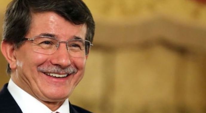 Başbakan Davutoğlu'nu güldüren öneri! Başbakan Davutoğlu'nu güldüren öneri!