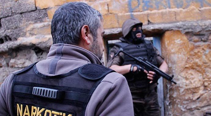 Dünyada her gün 600 kişi uyuşturucudan ölüyor Dünyada her gün 600 kişi uyuşturucudan ölüyor