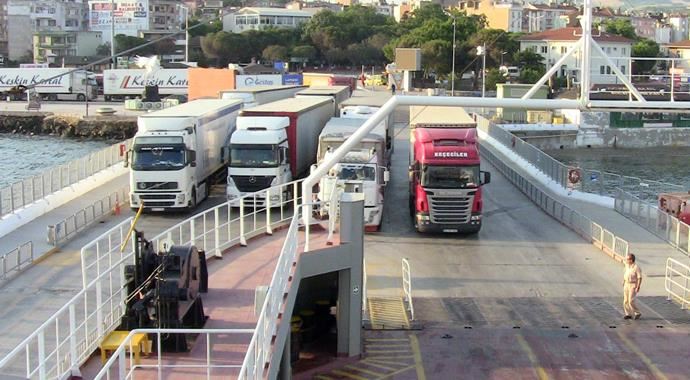Gelibolu ve Lapseki ilçelerinde mazot kokusu paniği