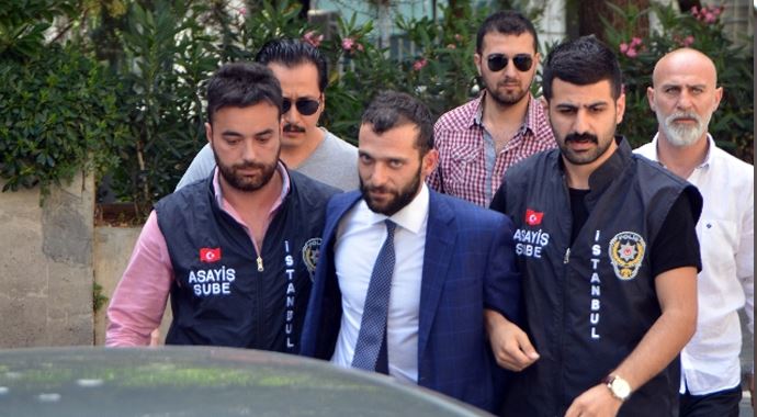 Yeniden aranıyor Yeniden aranıyor