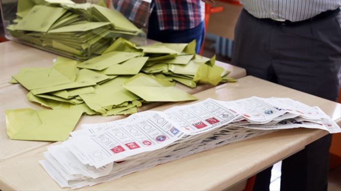 Sandık sandık HDP şaibesi Sandık sandık HDP şaibesi