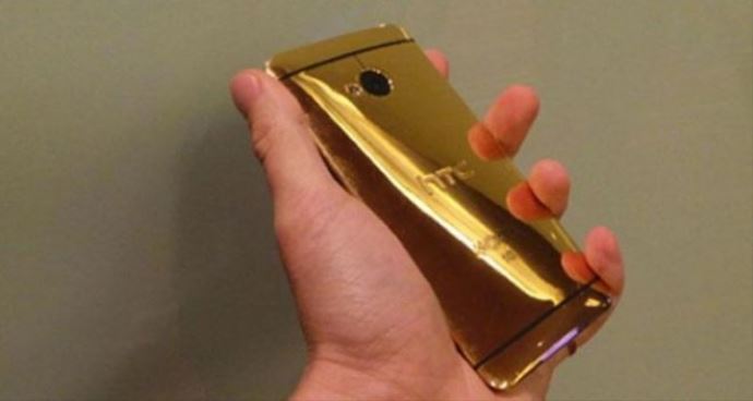 HTC 24 ayar altın kaplama telefon üretti HTC 24 ayar altın kaplama telefon üretti