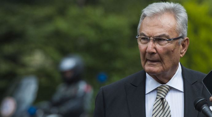 Deniz Baykal oy kullanamaz! Deniz Baykal oy kullanamaz!