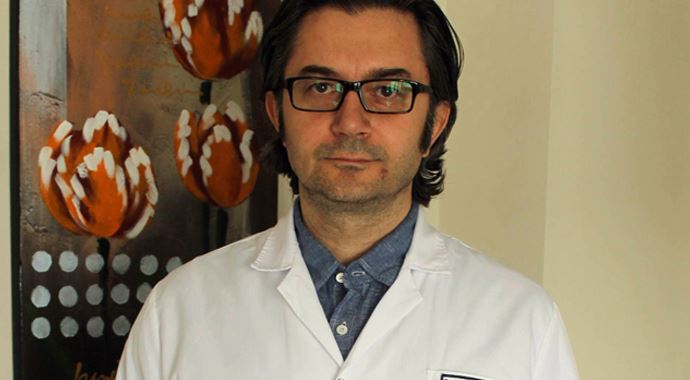 Skolyoz ağrılarından 3 saatlik ameliyatla kurtuldu