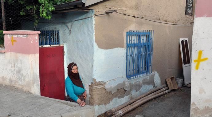 Alevi evleri işaretlendi, halk tedirgin