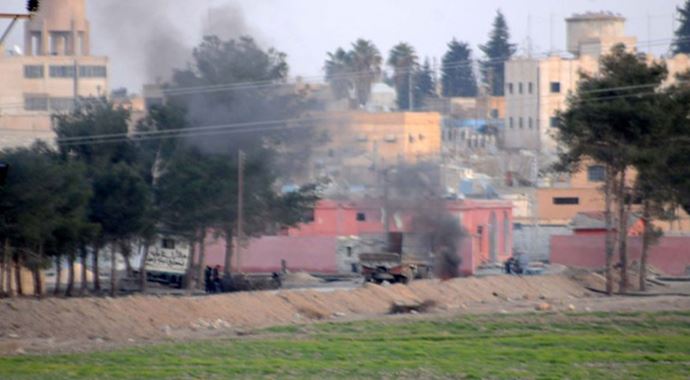 Azez'de çatışmalar şiddetlendi Azez'de çatışmalar şiddetlendi