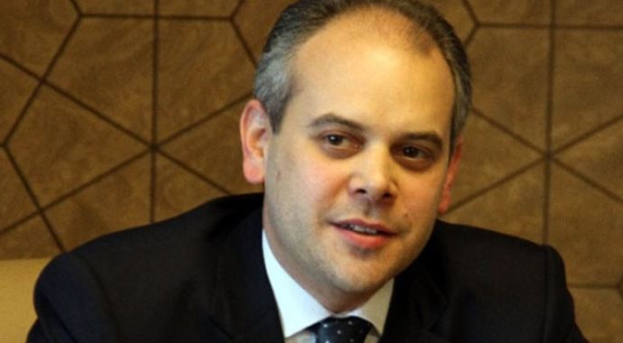 Bakan milli güreşçileri tebrik etti Bakan milli güreşçileri tebrik etti