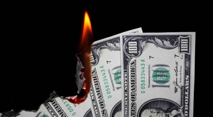 Dolar yeniden 2,70'li seviyelere çıktı