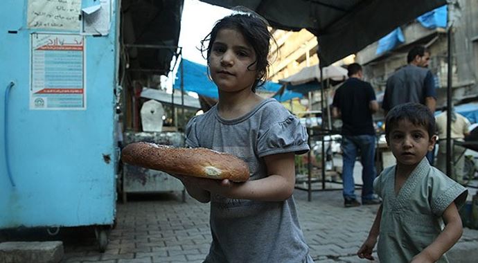Saldırı altındaki Halep'te Ramazan Saldırı altındaki Halep'te Ramazan